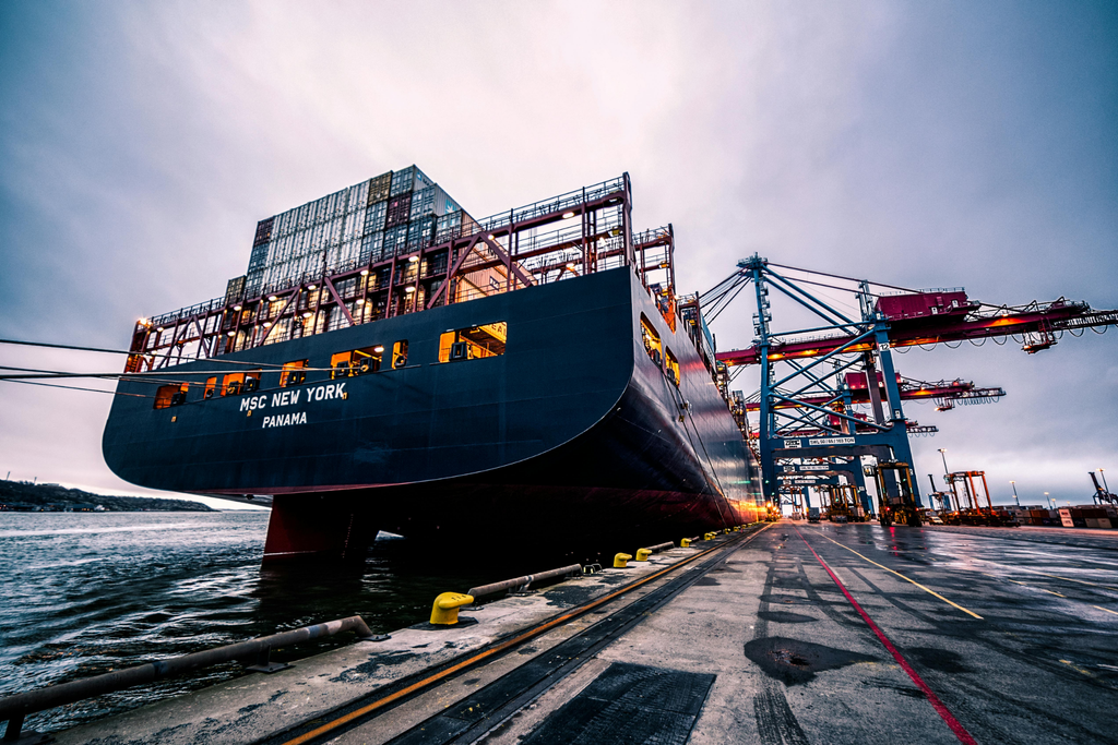 Express Logistics Services: How Fast Delivery Builds Stronger Business